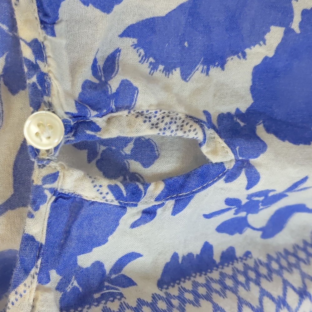 GAP Blue and White Floral Cotton Blouse Boho Farm 60's L - Picture 3 of 6